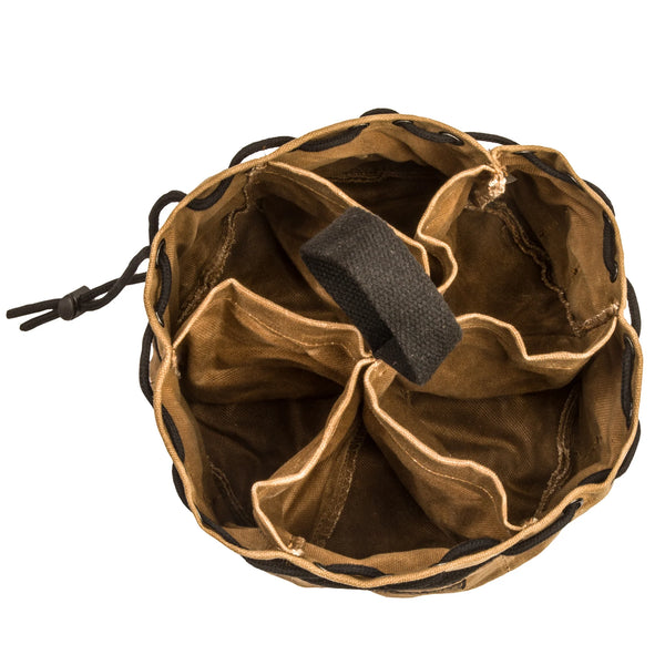 Inside pockets of nail pouch