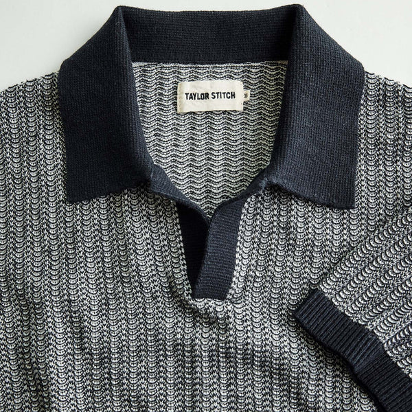 Close up of collar