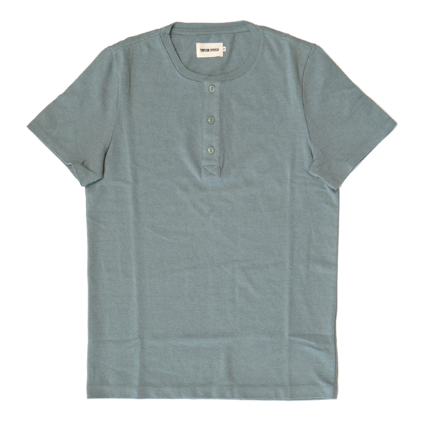 Taylor Stitch Short Sleeve Henley in Slate