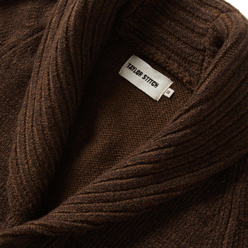 Close Up of Collar