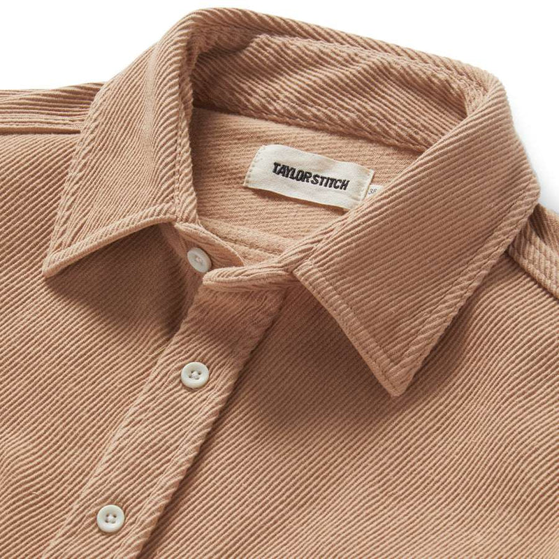 Close Up of Collar