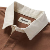 Close Up of Collar